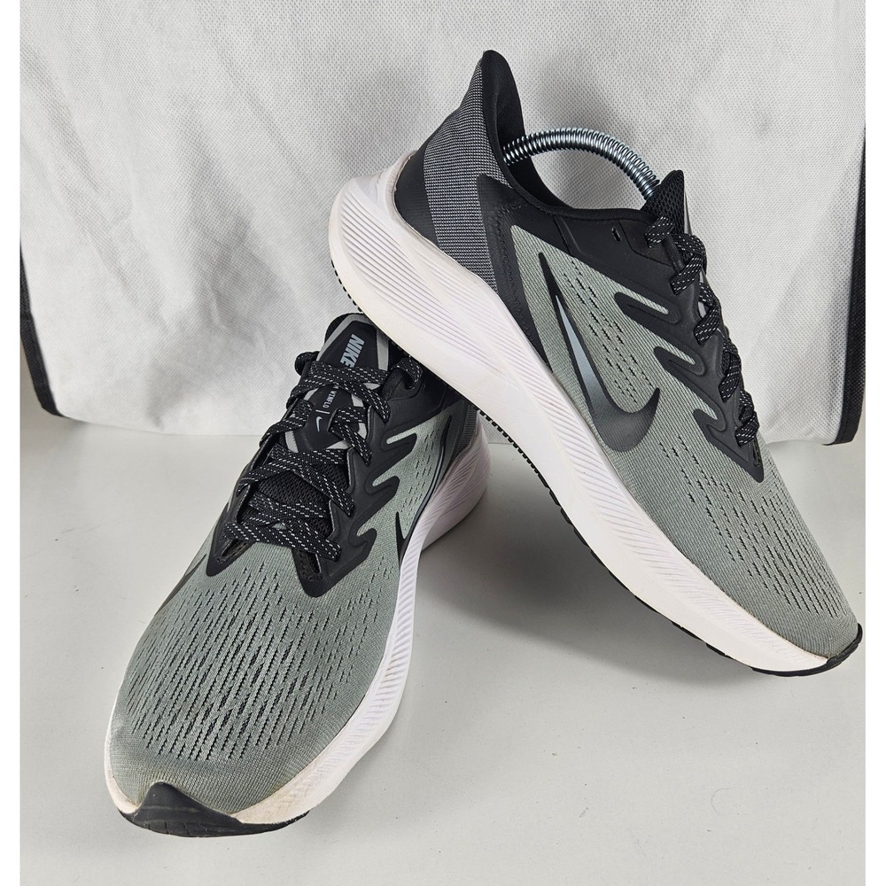Nike Air Zoom Winflo 8 Mens Running Shoes Grey Black CJ0291-003 Size 8.5